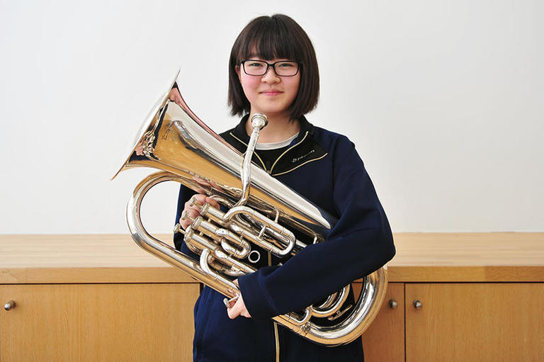 【ユーフォニアム】管が古くピストンが押しづらいユーフォニアム。満足な音が出ないことが悔しい...でもみんなの音を支えたい！