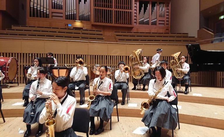 【バリトンサックス】豊かな響きで重要なバリトンサックスが学校にはありません‥。