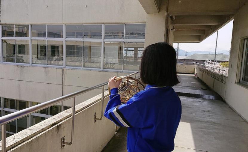 【ダブルホルン】ダブルホルンを寄付していただき、1年生にも音楽の楽しさを感じてもらいたいです。