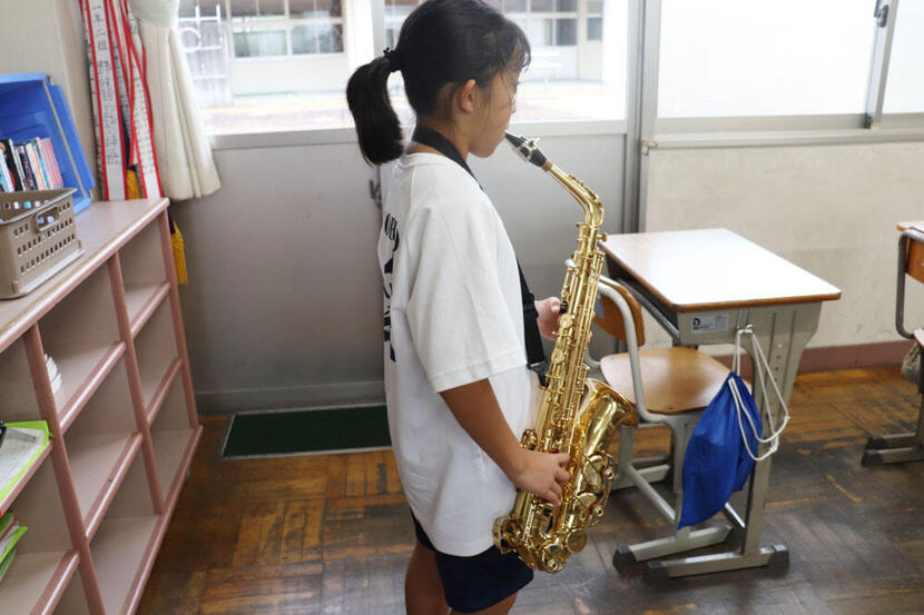 【愛知県豊橋市】アルトサックスを寄付していただきありがとうございました